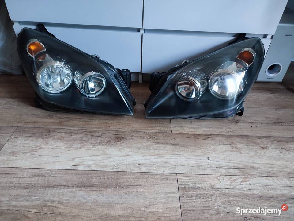 Lampy przednie opel astra H GM HELLA kujawsko-pomorskie Włocławek
