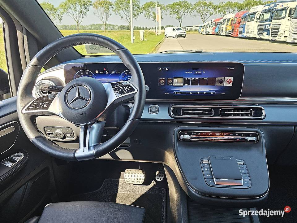MercedesBenz EQV 300 wltp 364 kms 90kwh do Samochody dostawcze