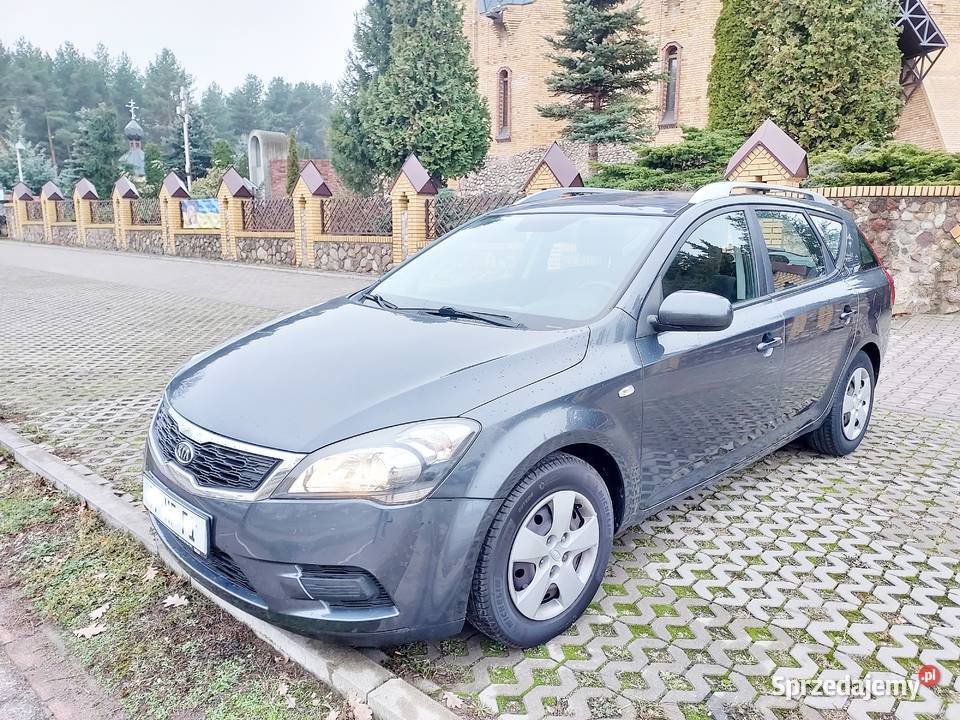 KIA CEED 14 benzyna 2011 bezwypadkowa bez rdzy 1396cm3 Cee'd
