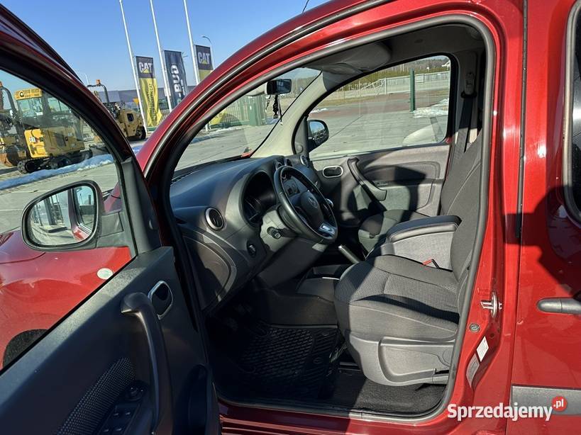 SAMOCHÓD OSOBOWY MARKI MERCEDES CITAN 111 CDI Rok produkcji 2017 Citan