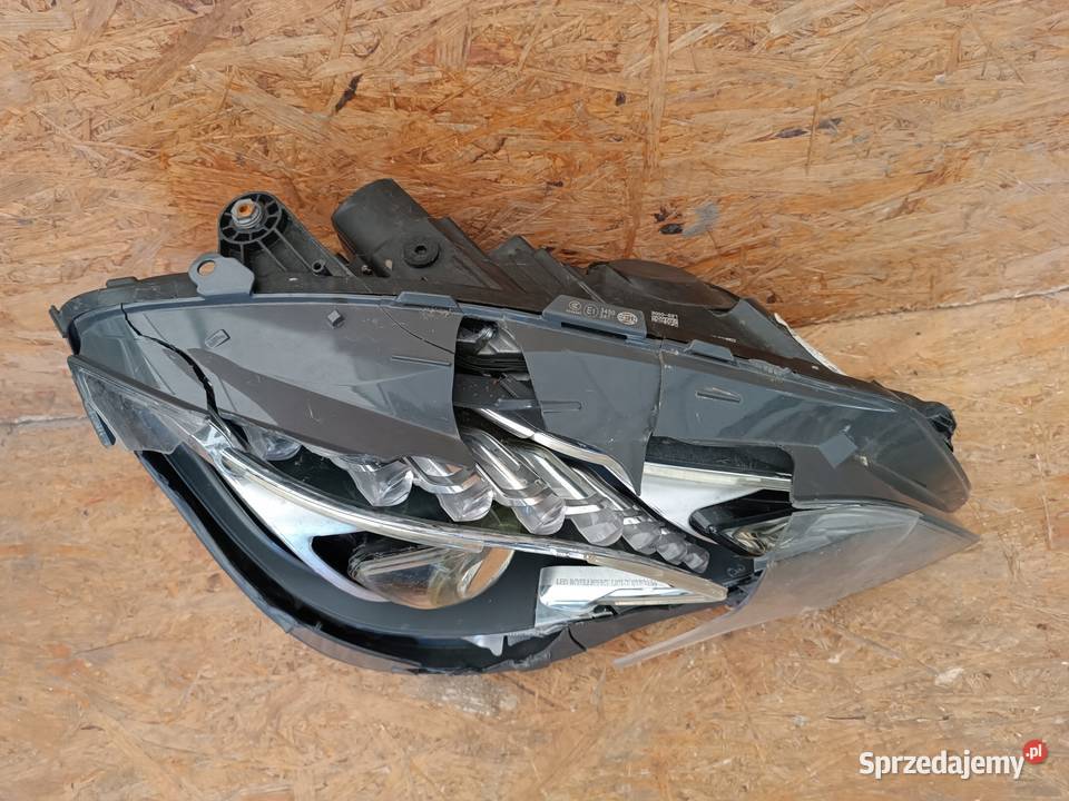LAMPA PRAWY PRZÓD EU REFLEKTOR LED MERCEDES E Lampy przednie