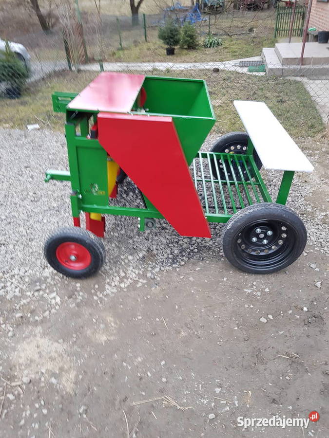 Sadzarka do bobu cebuli i czosnku Mielec sprzedam