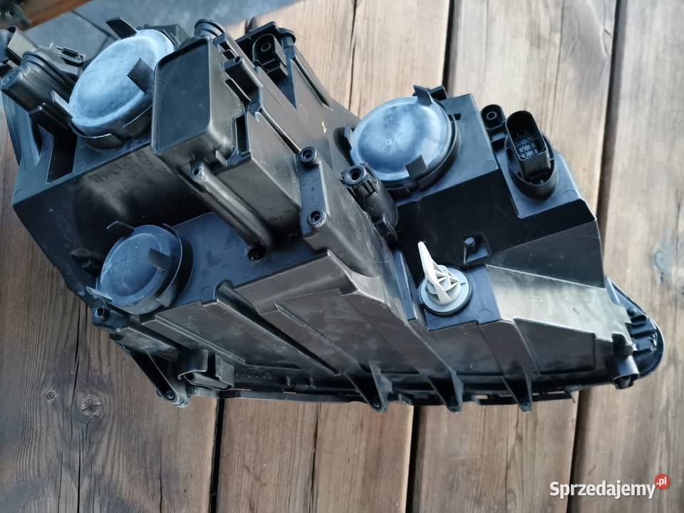 Lampa przednia lewa VW Sharan 10 H7H7 7N1941005B Luzino