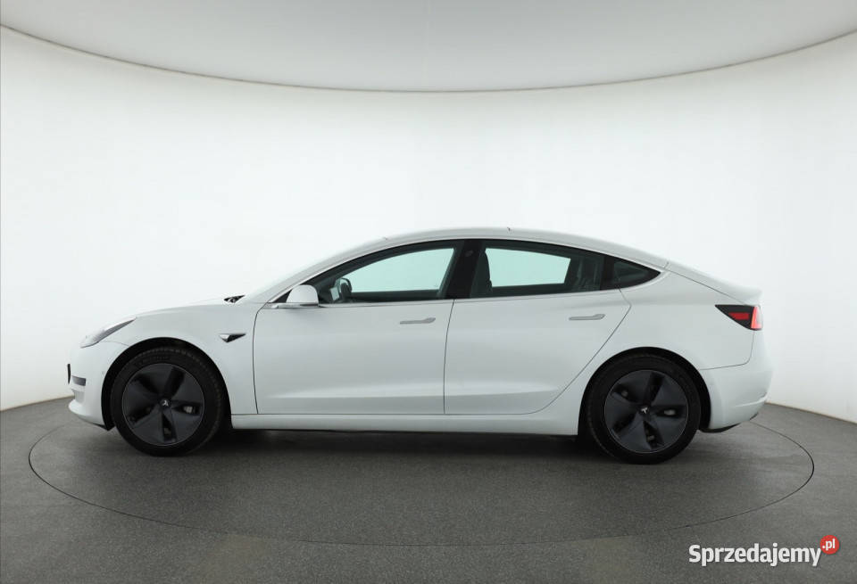 Tesla Model 3 Std Range Plus 52kWh kamera cofania Bielany Wrocławskie