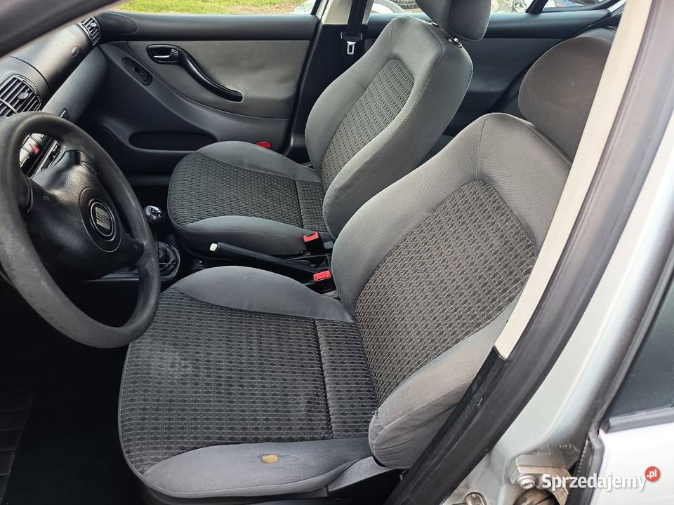 Fotele komplet Leon 1 Toledo a3 8l golf 4 Łęczna