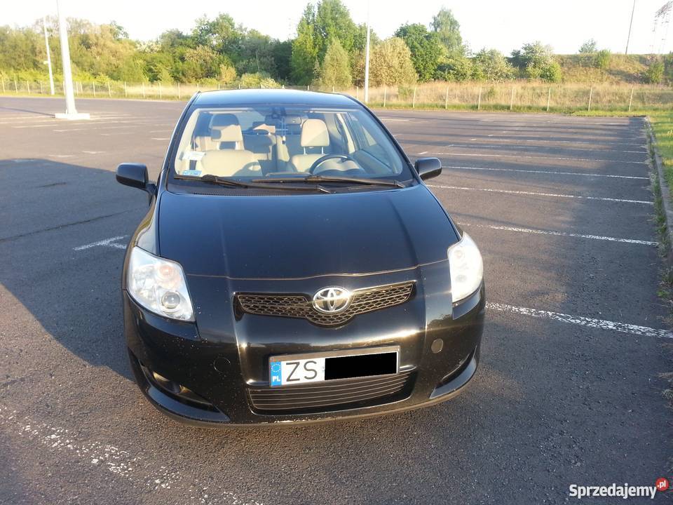 Toyota Auris 2007 16 VVTi SOL 3 drzwiowa kupiony w polskim salonie Szczecin