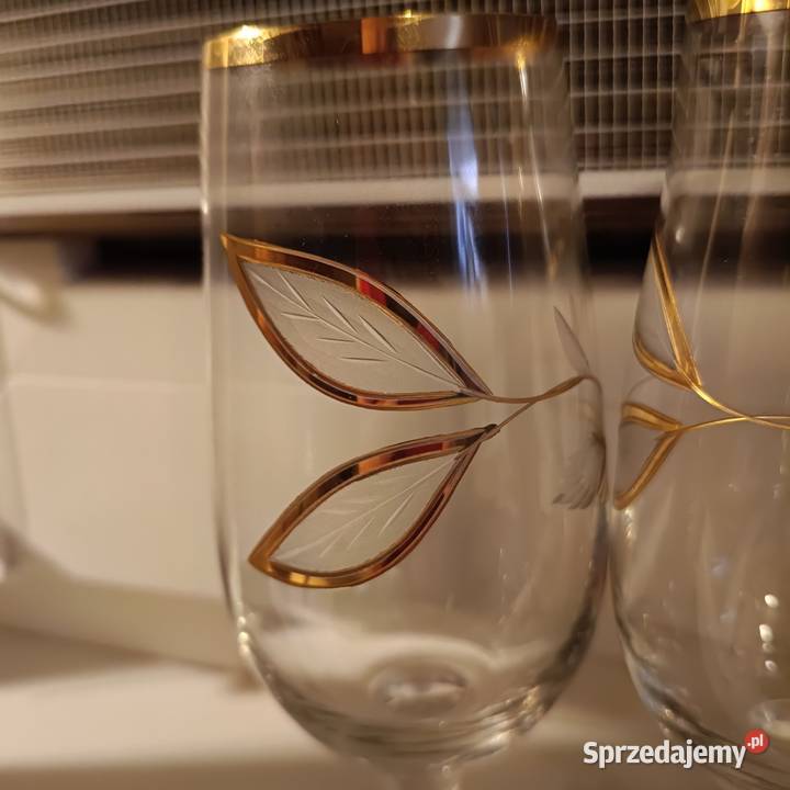 Zestaw kieliszków vintage