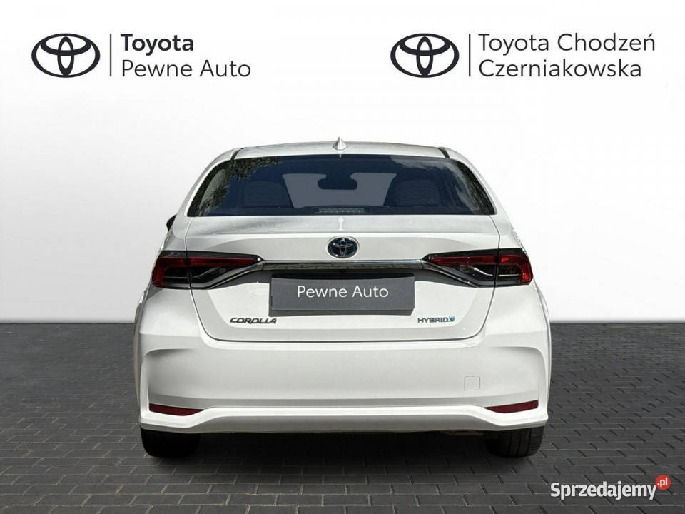 Toyota Corolla 18 Hybrid COMFORT salon Polska światła do jazdy dziennej