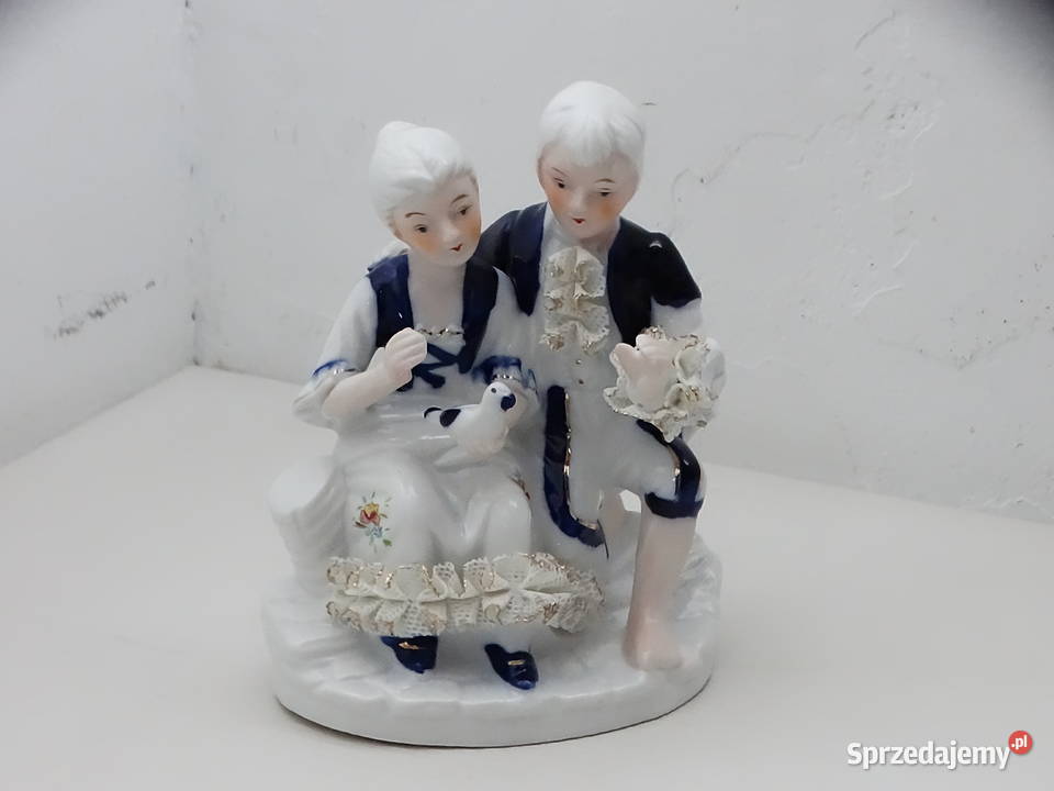 Porcelanowa figurka Para Zakochanych z Gołębiem Figurki i rzeźby Biłgoraj