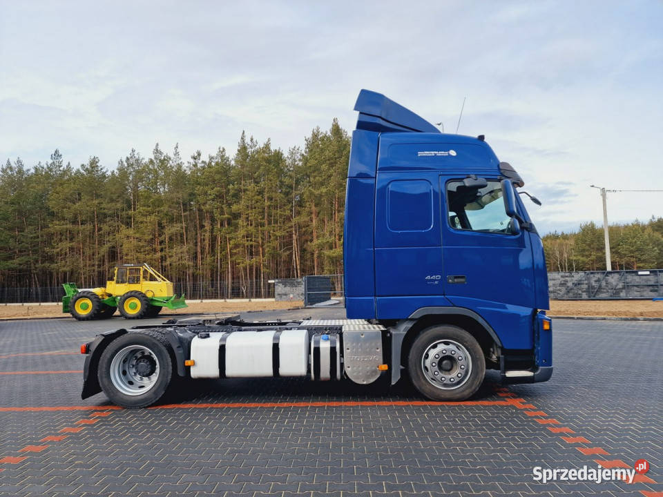 Volvo FH 13 440 EURO 5 Globetrotter automat mega Daleszyce