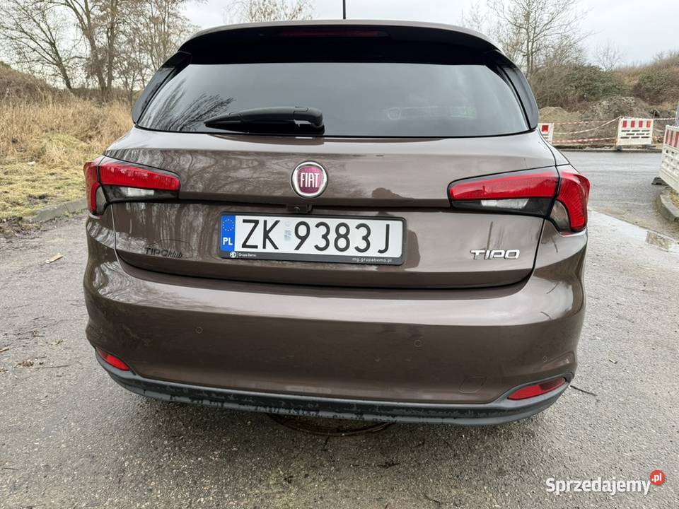 Fiat Tipo 14 TJet 16v Lounge EU6 Tipo