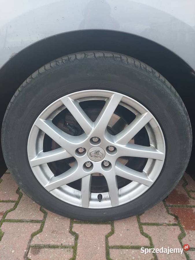 Toyota Verso 20D4D 126 2012r światła przeciwmgielne