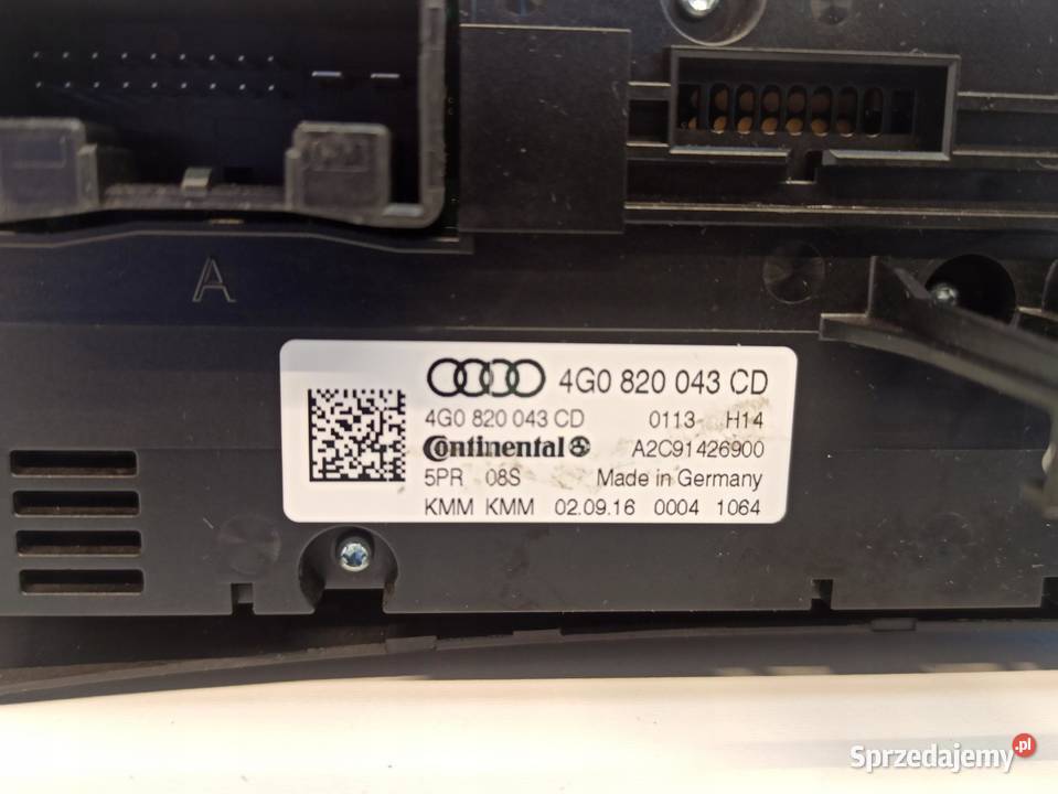 PANEL KLIMATYZACJI AUDI A6 C7 4G0820043CD osobowe