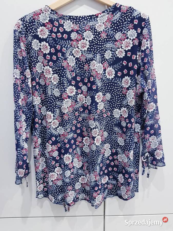 Damska kwiecista bluzeczka w dużym rozmiarze