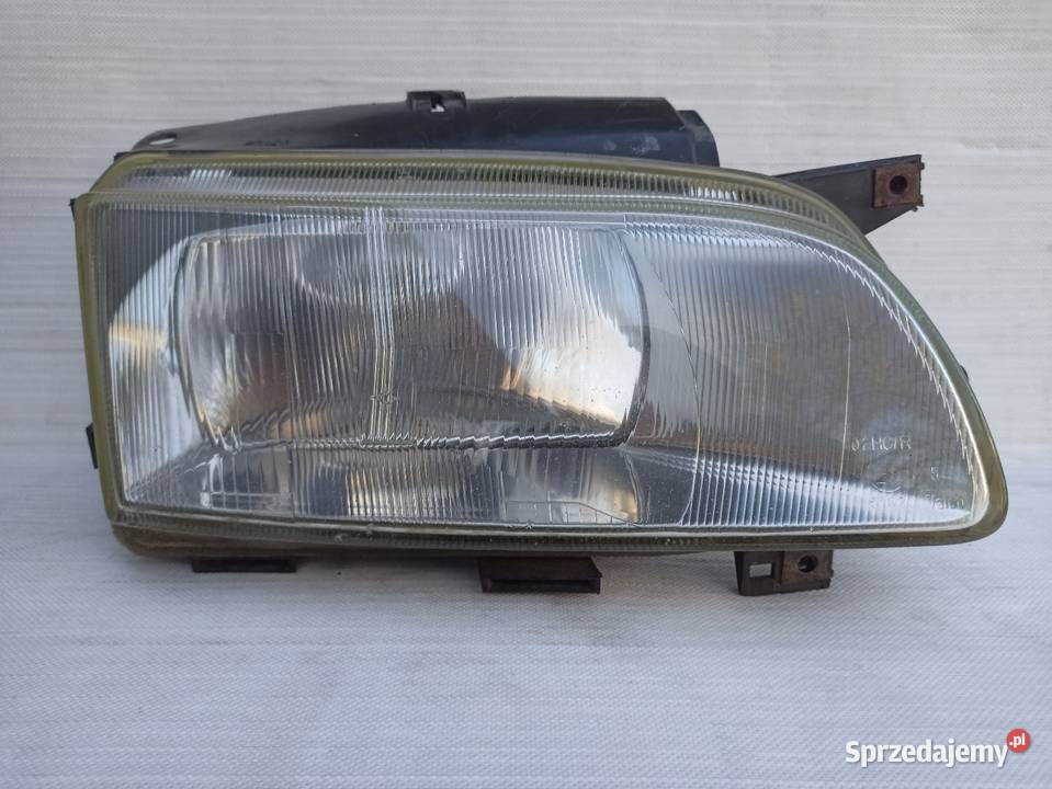 Citroen Berlingo I 1 lampa przednia prawa Sieradz