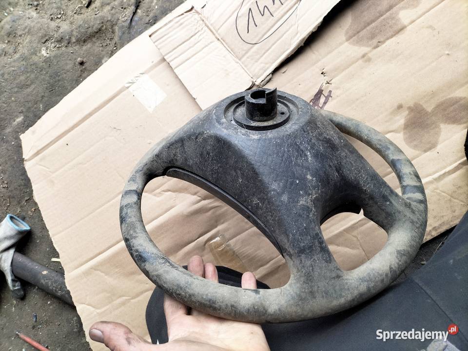 AUDI 80 B3 B4 KIEROWNICA Kierownice Kamień-Kolonia sprzedam