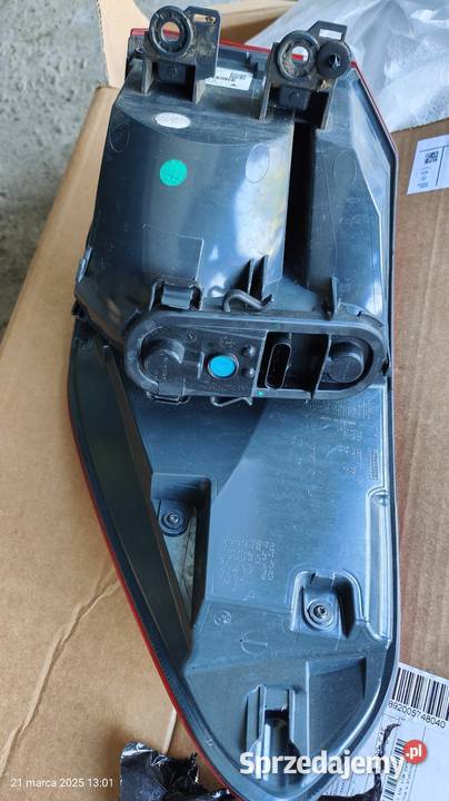 Lampa lewy tylna BMW f48