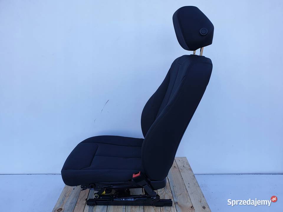 BMW F36 GC GRANCOUPE PRZEDNI FOTEL PRAWY