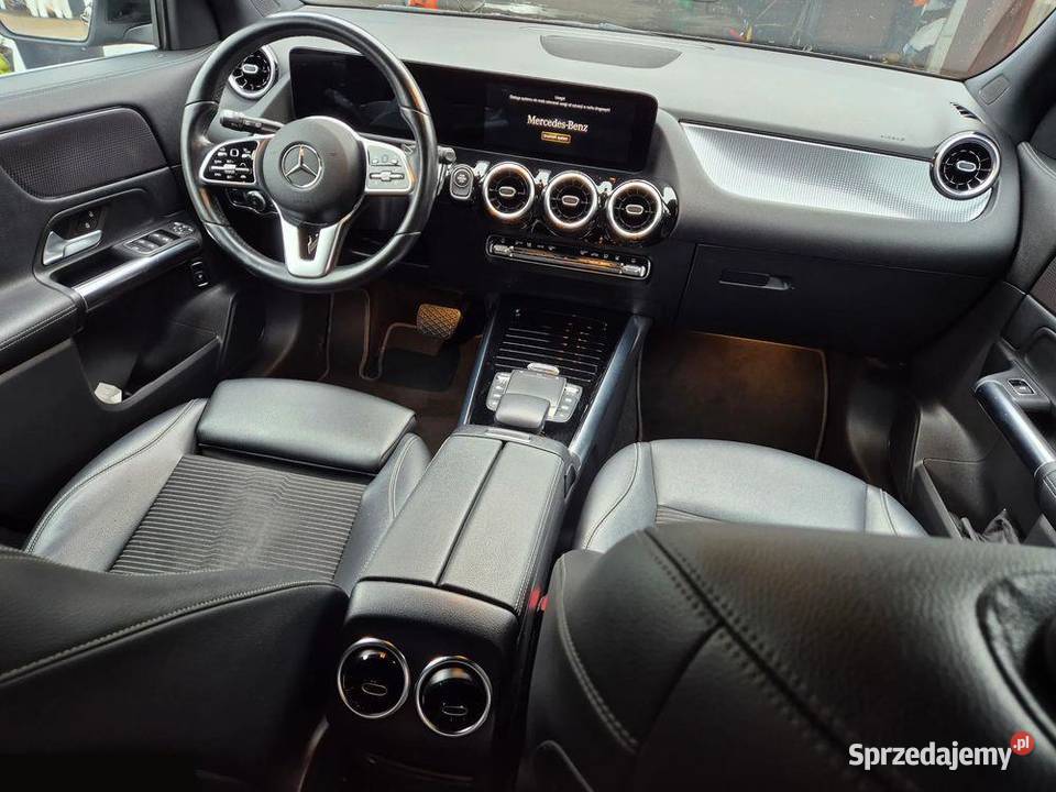 MercedesBenz GLA 250 e 8GDCT Progressive 13 Rok produkcji 2021