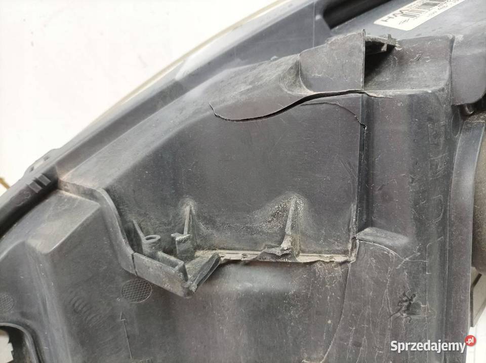 LAMPA PRZÓD PRAWA LIFT EU USZKODZONA 89906002 osobowe