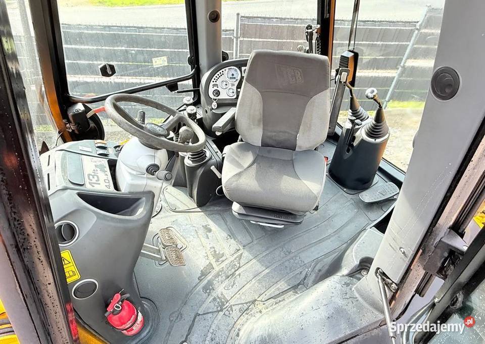 KOPARKOŁADOWARKA JCB 3CX JCB CONTRACTOR Koparko Rok produkcji 2006