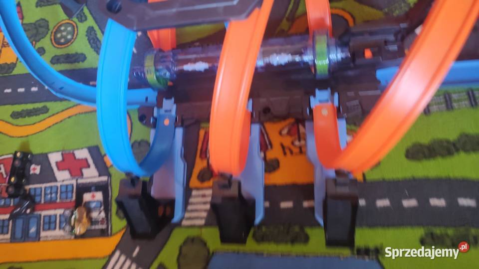 Tor samochodowy FTB65 Hot Wheels Książ Wielkopolski