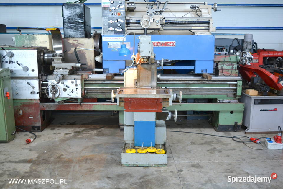 Frezarka narzędziowa uniwersalna FUS 22 ORADEA łódzkie