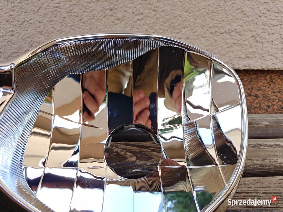Odbłyśnik lampy reflektora Triumph Tiger 800 Zamość sprzedam