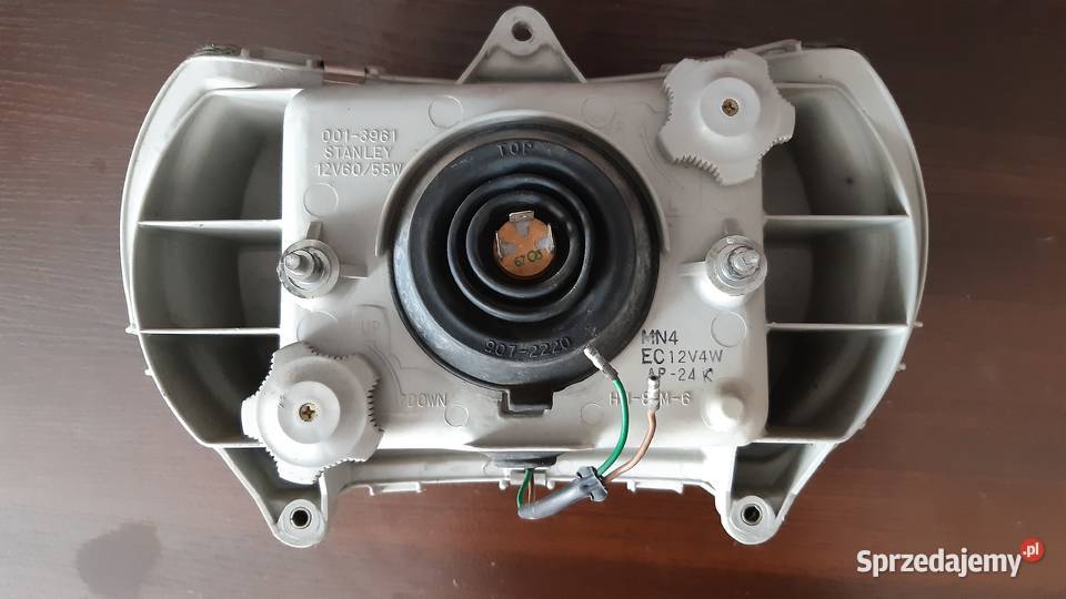 Lampa reflektor honda cbr 600 f1 pc 19 sprzedam