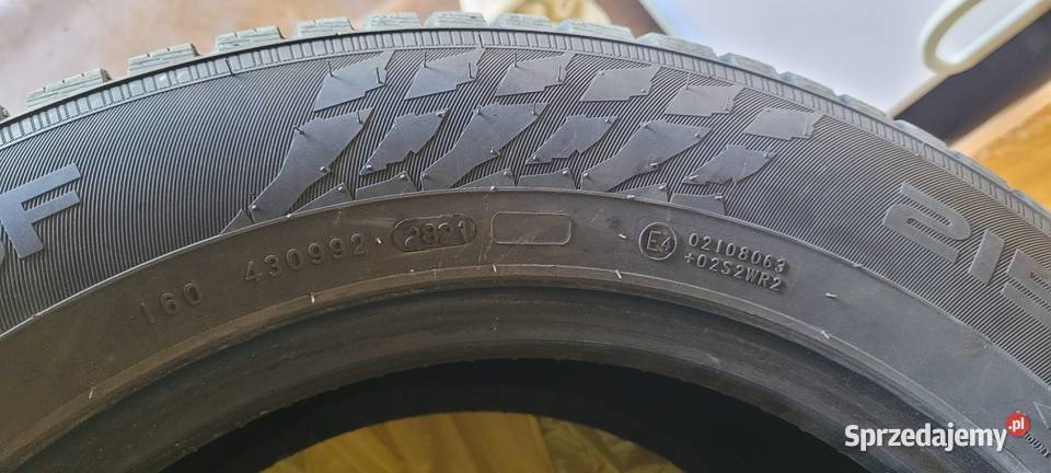 Sprzedam 4 opon Nokian