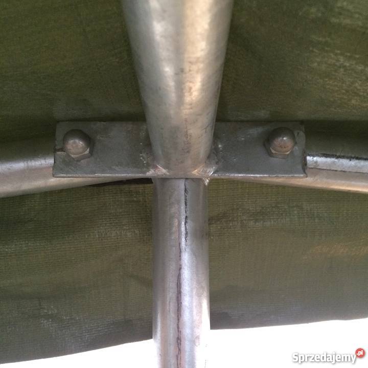 Paśnik sześciokątny z zadaszeniem 12 stanowisk