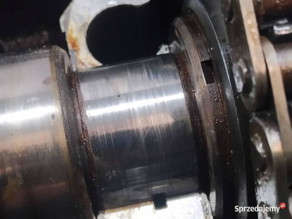 GŁOWICA KOMPLETNA 058103373A 18 20V VW