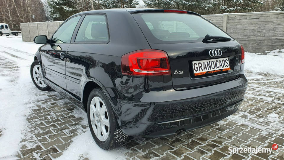 Audi A3 3drzwiowe 20 TDI 140 Ambiente Czarna system Start-Stop Chmielnik