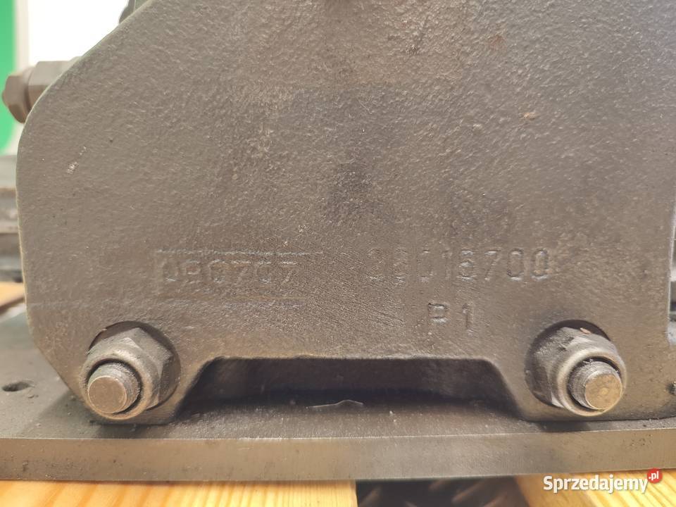 Rozdzielacz hydrauliczny JCB 53595