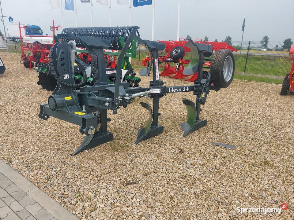 Pług obrotowy 3skibowy AWEMAK z możliwością