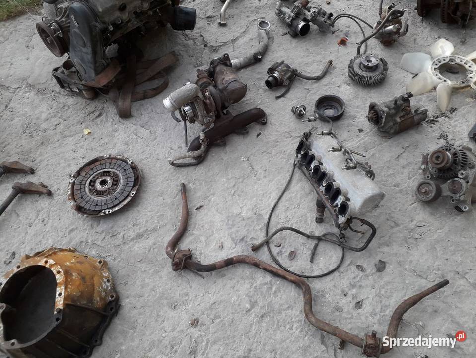 Toyota Dyna 150 2005r 25 25d4D alternator Układ elektryczny silnika Złoczew