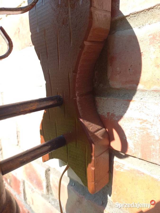Kinkiet ścienny ze szklanym kloszem drewniany Gawroniec sprzedam