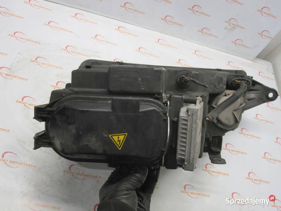 AUDI TT lampa prawa przód 8N0941004AL 1307329066 osobowe Lampy przednie świętokrzyskie Kielce