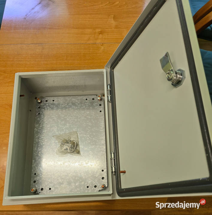 Szafa metalowa 400x300x150 mm IP66 Łódź