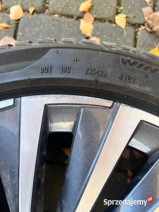 SKODA SUPERB IV 4 BELATRIX 5x112 8Jx18H2 ET44 Lubin