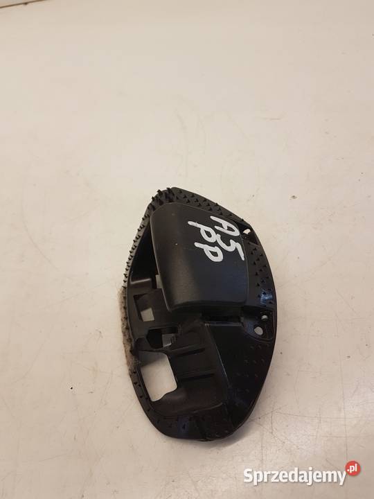 CIĘGNO FOTELA PRAWE AUDI A5 8T0881634A 8T0882618 osobowe Przystajń