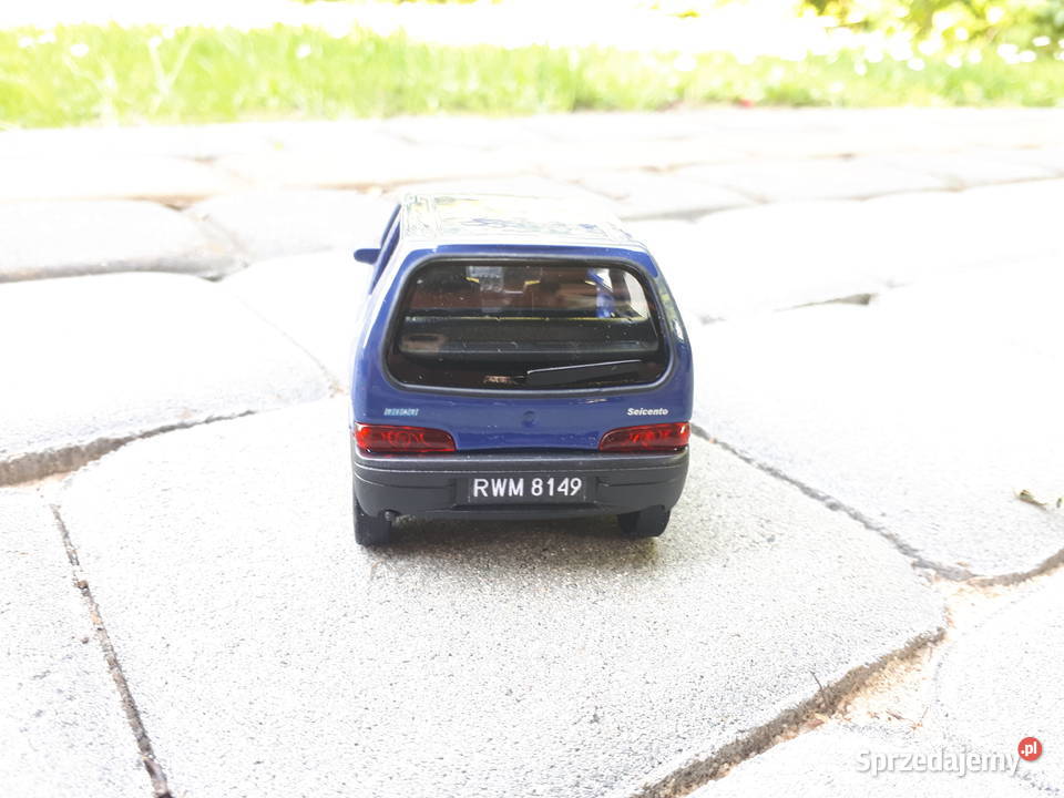Fiat Seicento 600 Sejak 132 czarne tablice Modelarstwo Tywonia