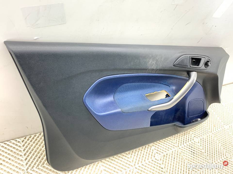 BOCZEK DRZWI LEWY PRZÓD FORD FIESTA MK7