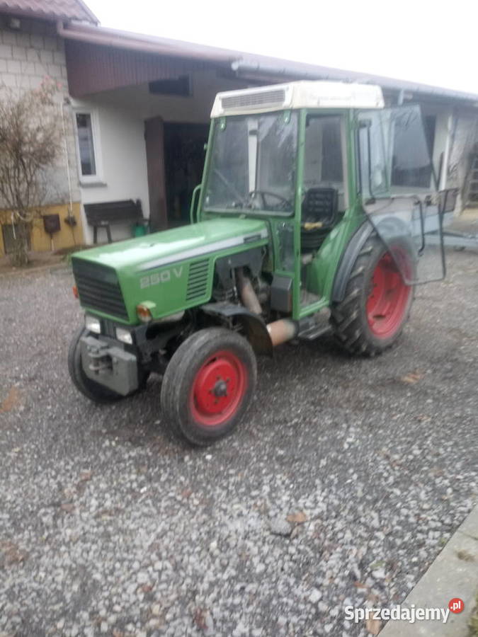 fendt 250 v lubelskie Romanówka