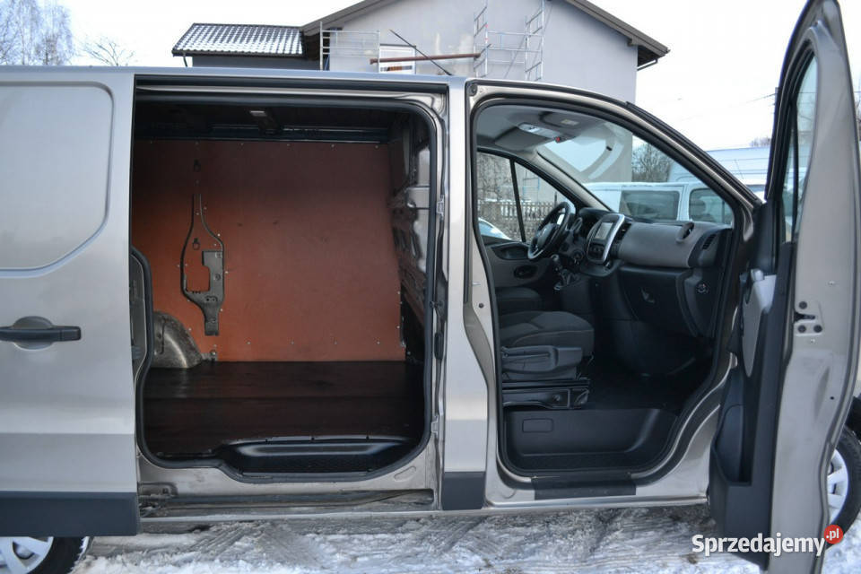 Renault Trafic SerwiswanyKlimaTempomat 16DCI 140 czujnik parkowania Trafic śląskie Częstochowa