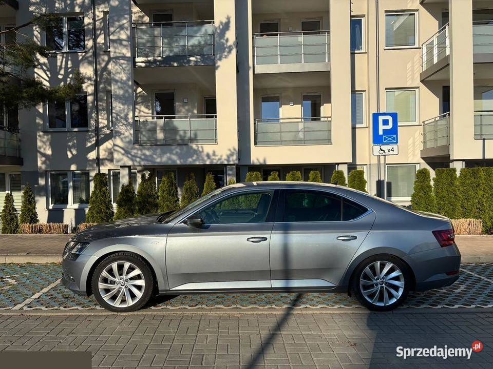 Skoda Superb 20 TSI 220 LK DSG 2016r Gdynia