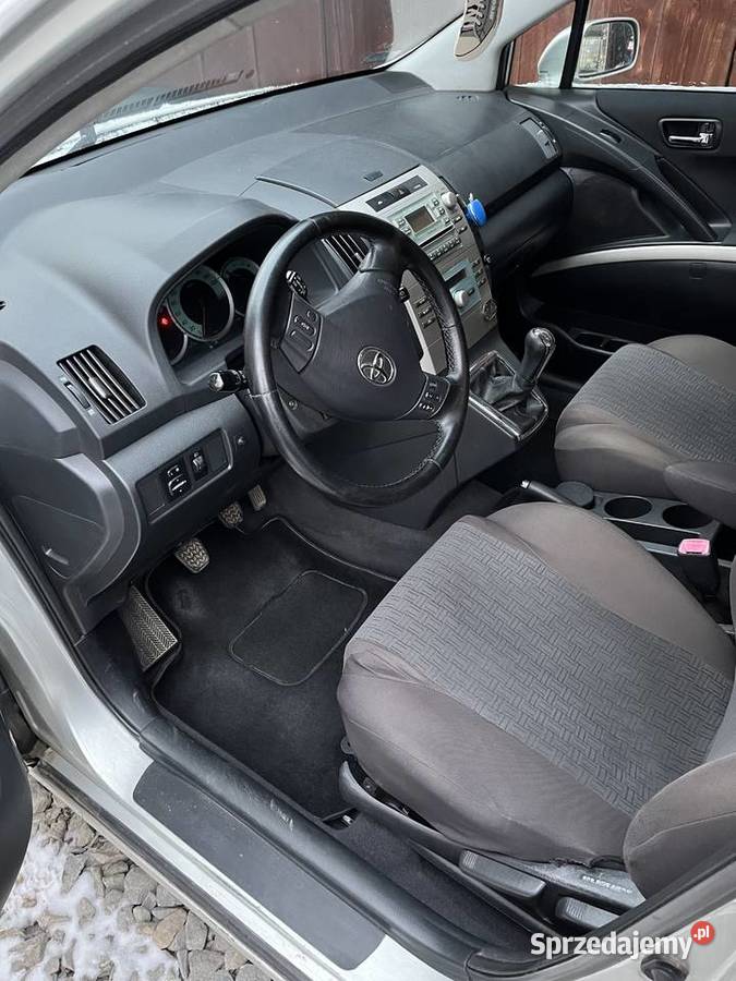 Toyota Corolla Verso 20 TD 116 D4D 2005 r elektryczne szyby podkarpackie sprzedam