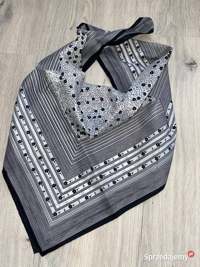 Promod ciekawa apaszka czerń biel kwiatuszki Dla kobiet śląskie Bielsko-Biała sprzedam