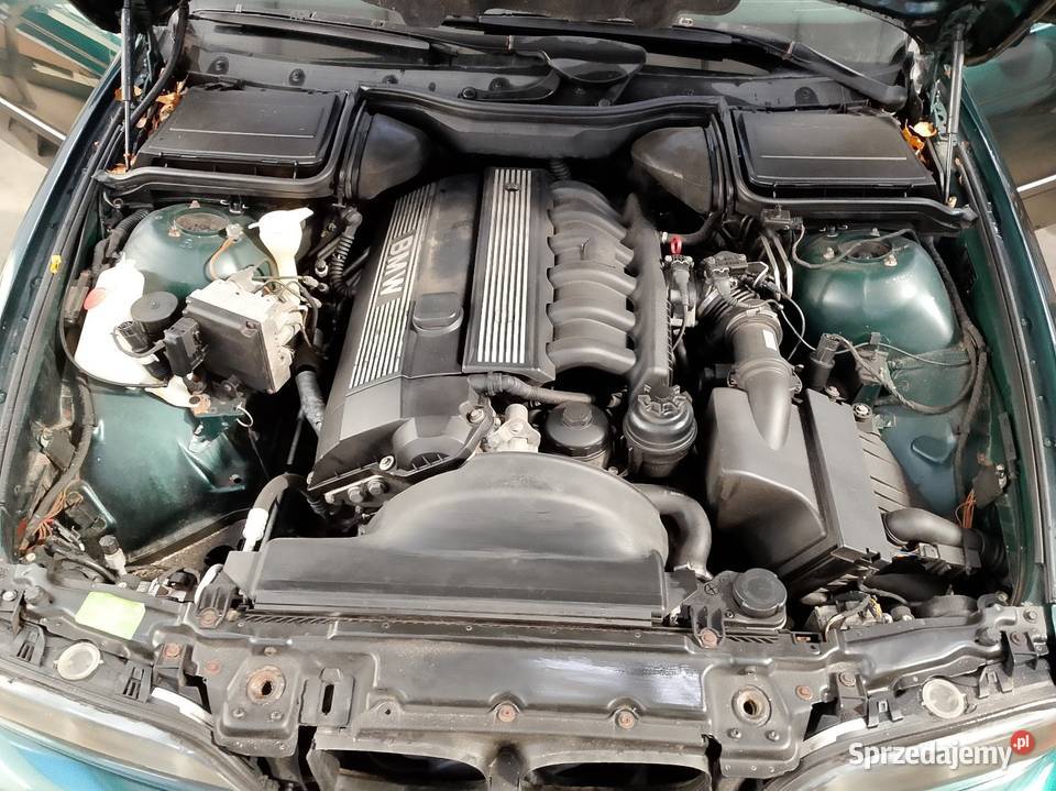 BMW 520i E39 sedan Rok produkcji 1997 Seria 5 Kielce