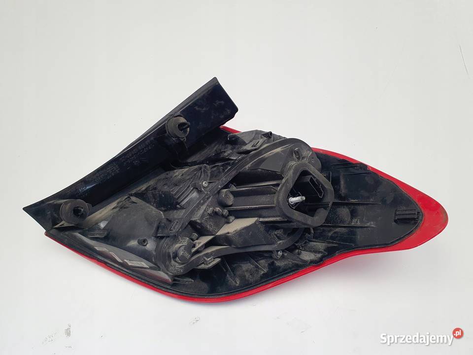 Citroen C4 II 1015r TYLNA LAMPA LEWA lewy tył Rudka